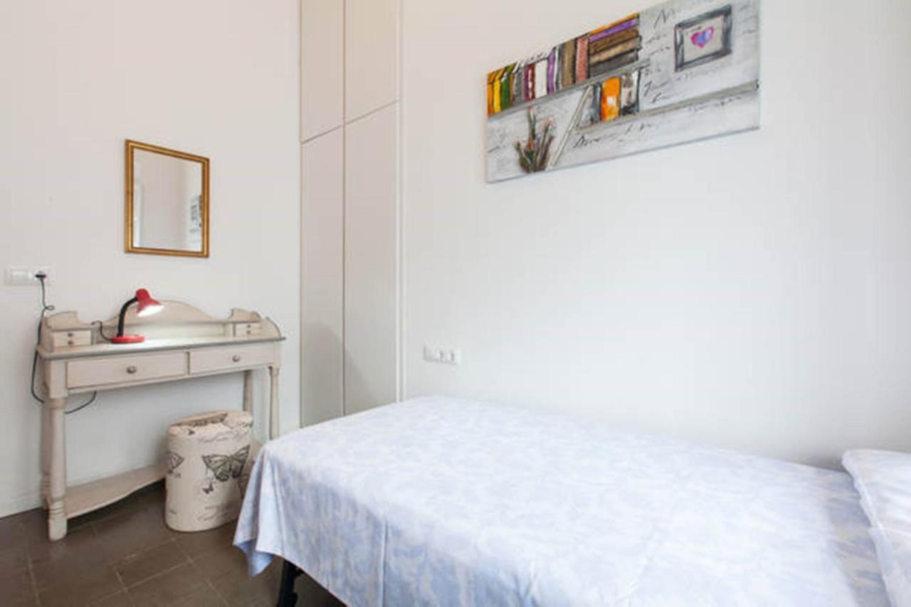 Apartamentos Rg Arenal Sevilla Zimmer foto
