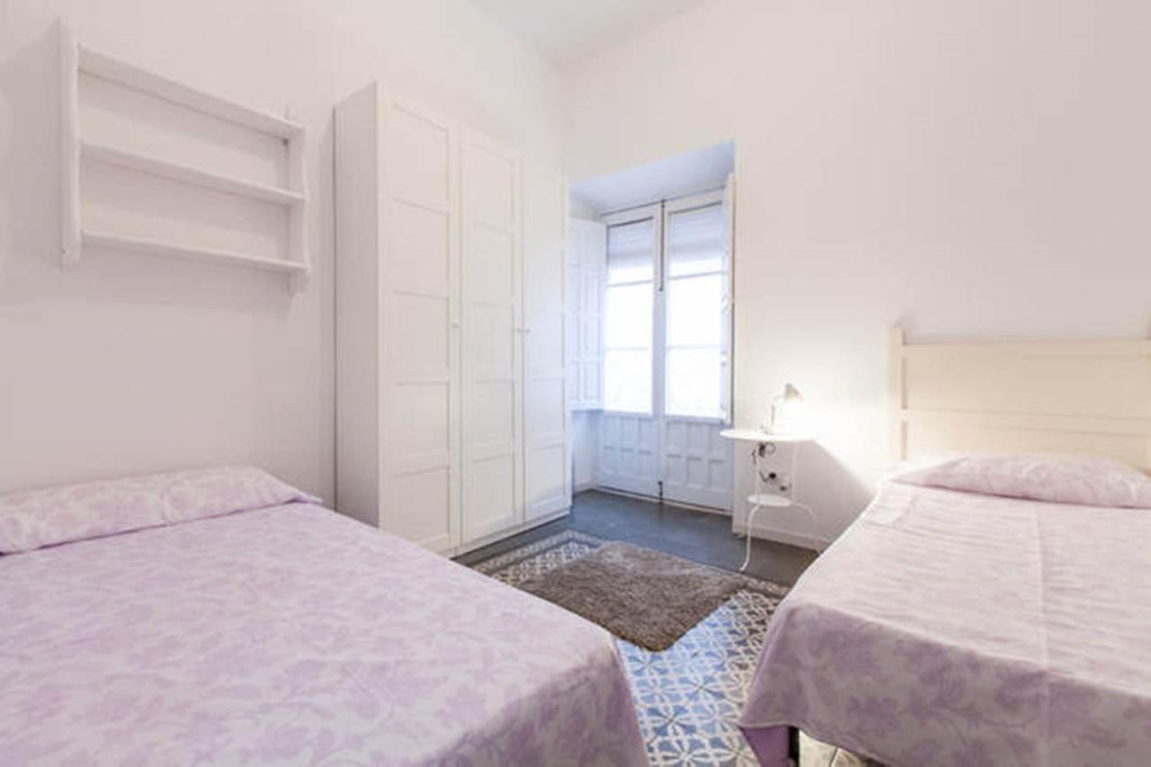 Apartamentos Rg Arenal Sevilla Zimmer foto