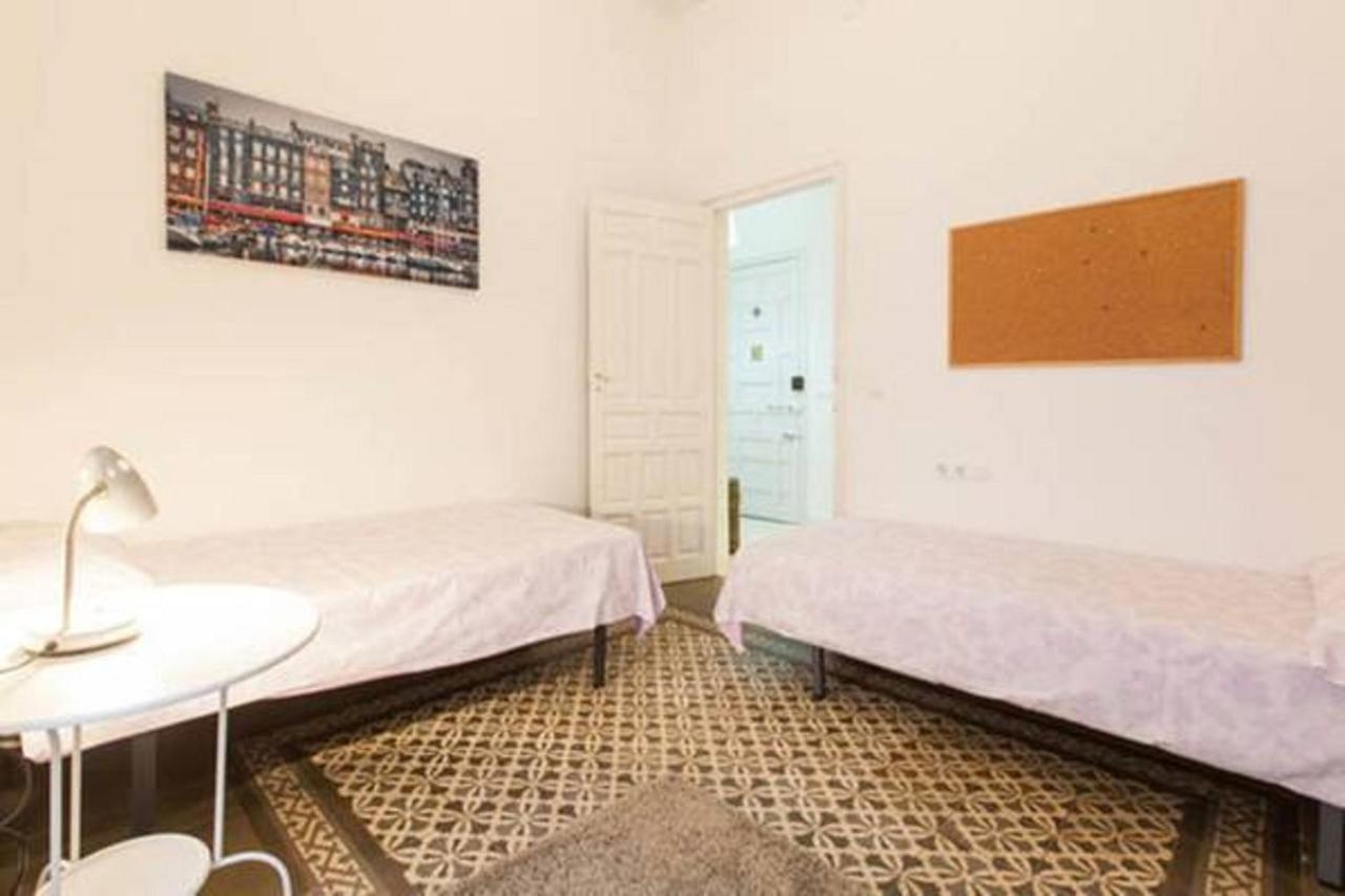 Apartamentos Rg Arenal Sevilla Zimmer foto